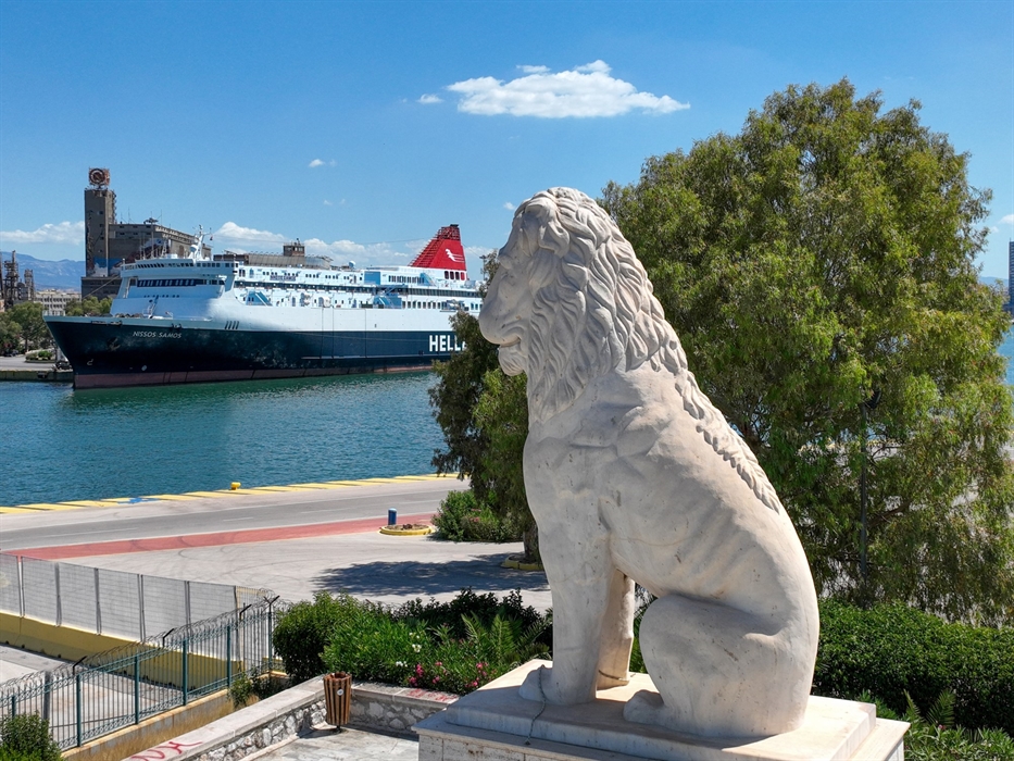 The Lion of Piraeus 02