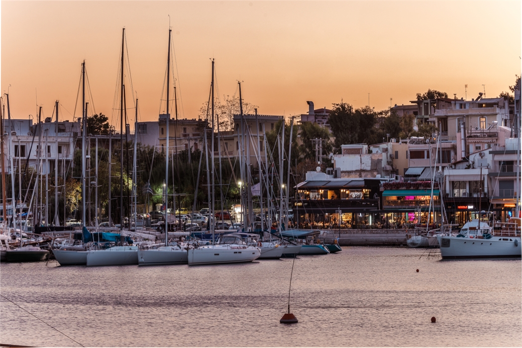 Yacht Club 1